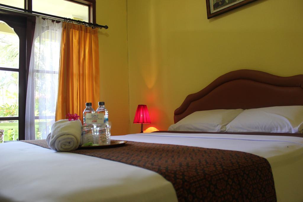 Hotel Puri Nusantara Kuta Lombok Exterior foto