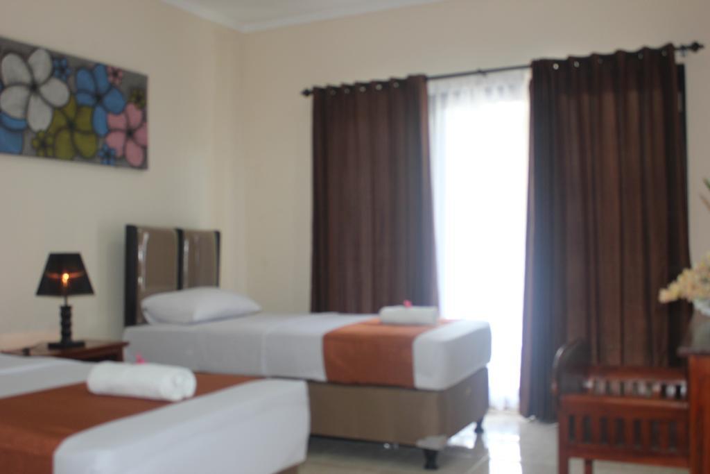 Hotel Puri Nusantara Kuta Lombok Exterior foto
