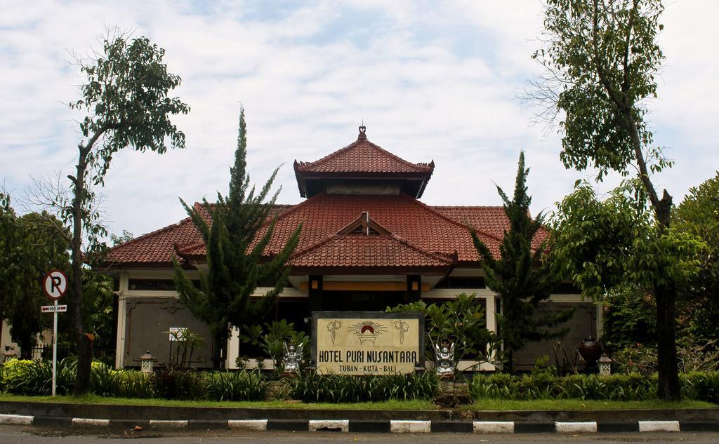 Hotel Puri Nusantara Kuta Lombok Exterior foto